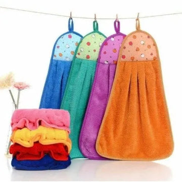 Hanging Towels Randomly Select Colors